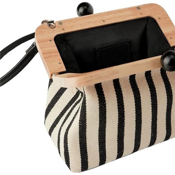 Retro Chic: Canvas ShoulderPpurse - Picture 5 of 6